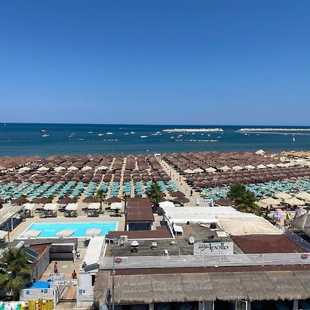 Direttamente Sul Lungomare Pescara Exterior foto